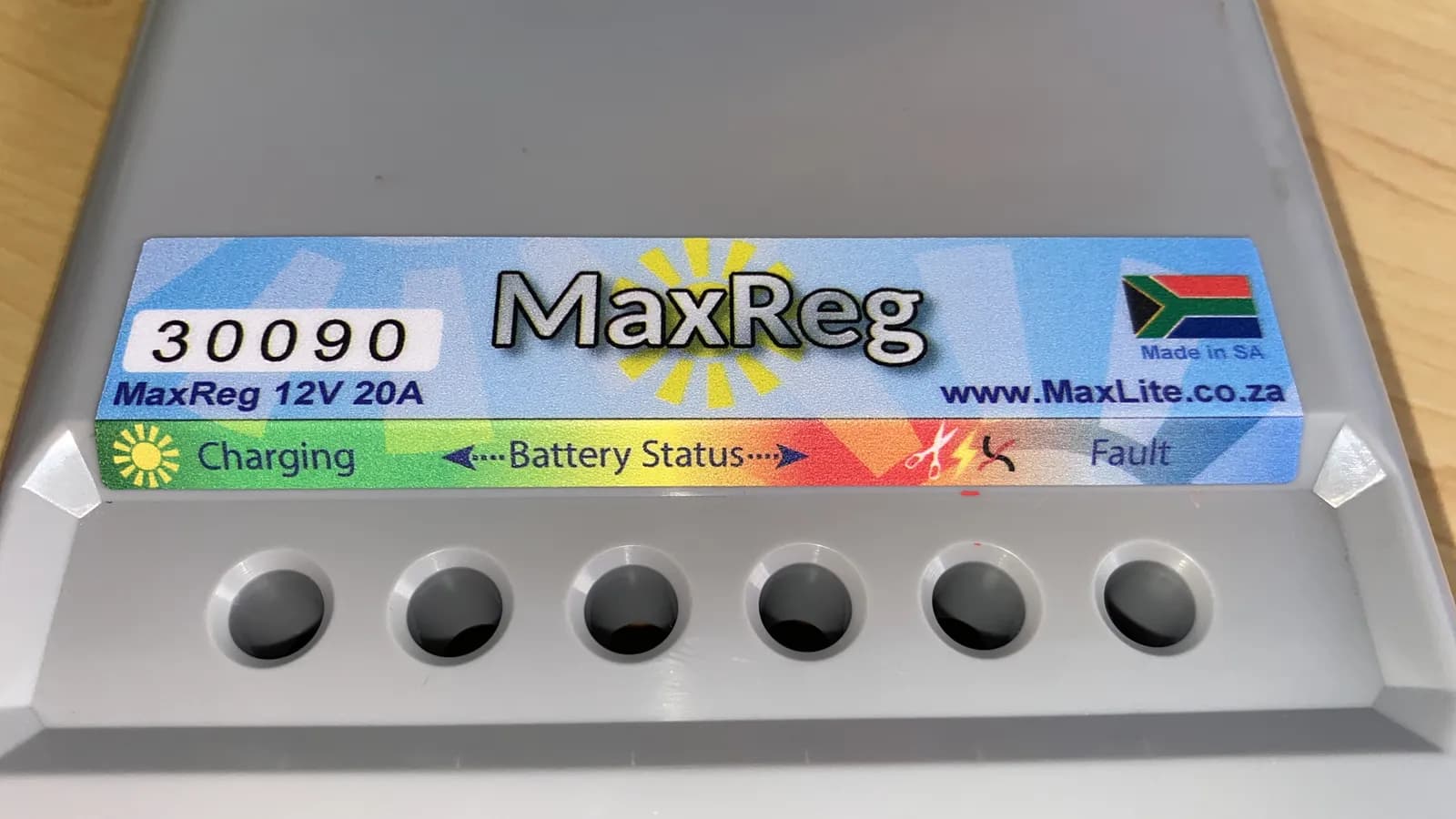 MaxReg label applied on device